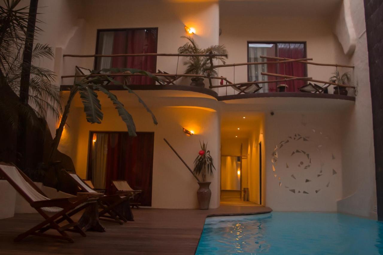 Kinbe Hotel Boutique Playa del Carmen Exterior foto